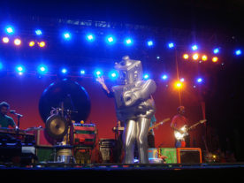 MUSIC_5433976038_396dbaeceb 400