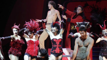 THEATHER_185871571_640 400