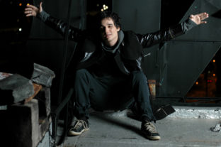 THEATHER_HAMLET_00 400