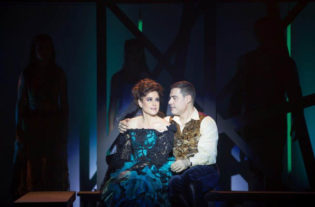 THEATHER_MusicalChico_Foto_LeoAversa96 400